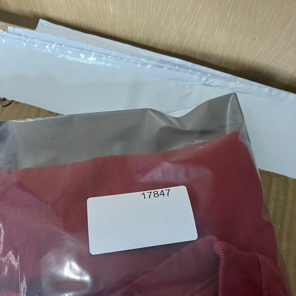 Seattle Cotton Works T-Shirt Mens Size L Red Funny Lazy Man Landscaping Graphic - Picture 7 of 7